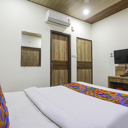 Fabhotel Vedanta Inn - Nr Sitabudli Fort Нагпур Экстерьер фото